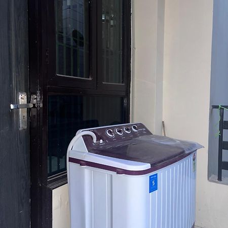 ורנאסי Kashi Anadam Bnb מראה חיצוני תמונה