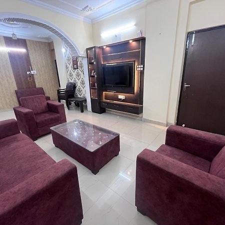 ורנאסי Kashi Anadam Bnb מראה חיצוני תמונה