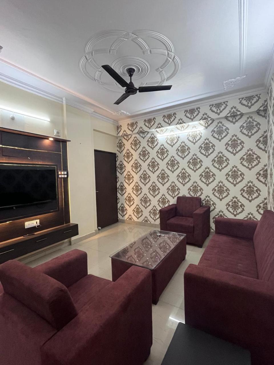 ורנאסי Kashi Anadam Bnb מראה חיצוני תמונה