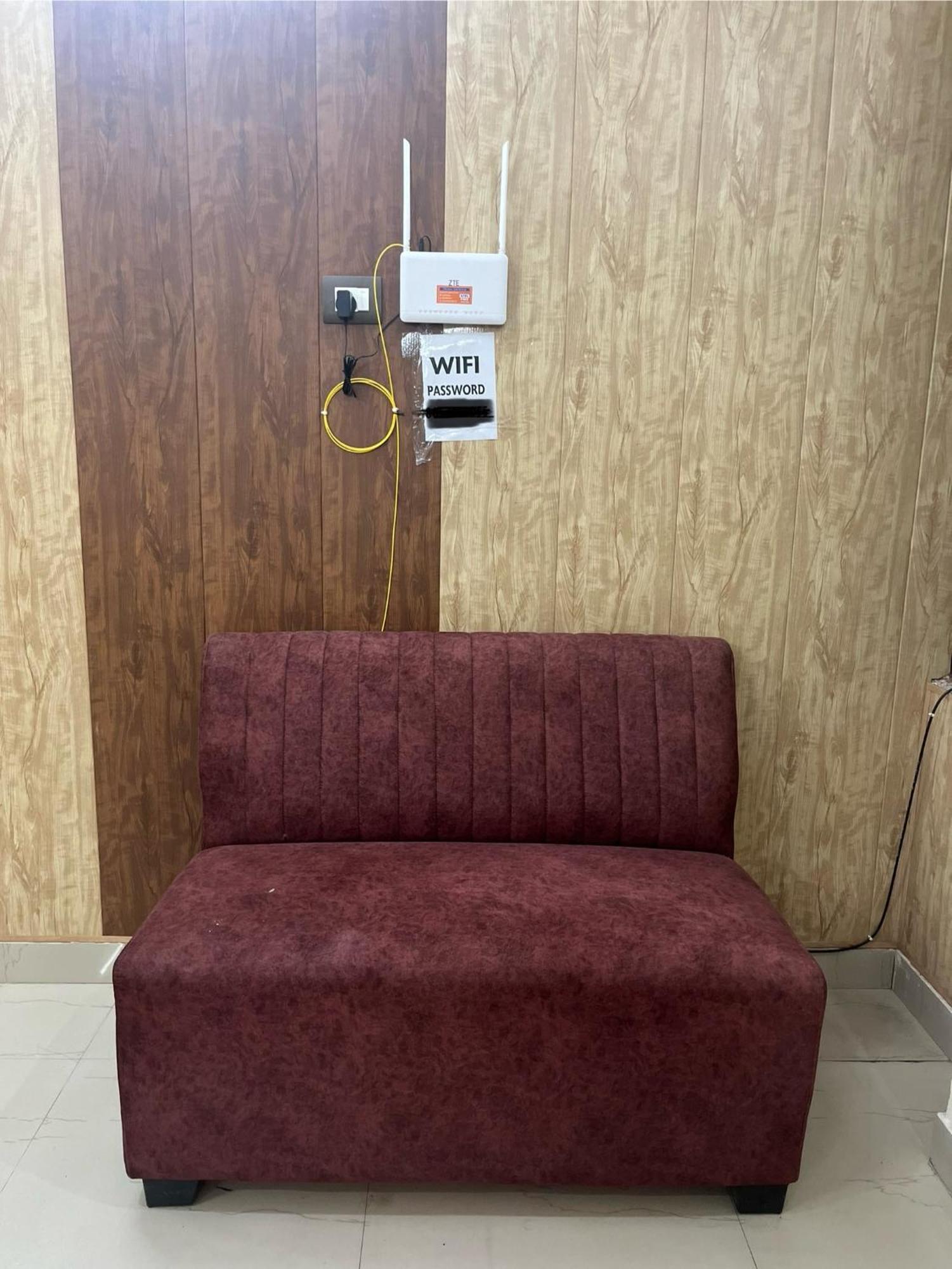 ורנאסי Kashi Anadam Bnb מראה חיצוני תמונה